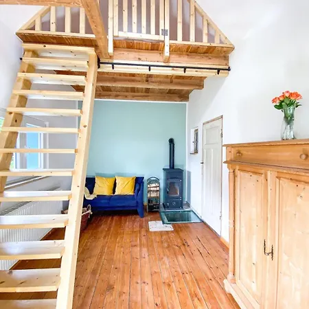 Tiny House Im Gruenen Fuer 4 Mit Kamin Ran בית נופש *